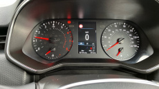 Renault Clio 1.0 TCe 100 Play 5dr Petrol Hatchback